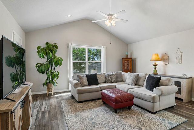 420 Belmont, San Antonio, TX 78202