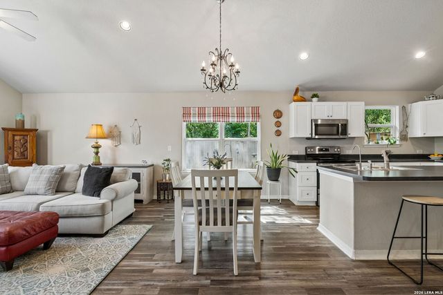 420 Belmont, San Antonio, TX 78202