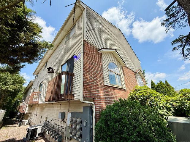 817 Woodtick Road A, Waterbury, CT 06705