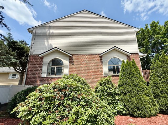 817 Woodtick Road A, Waterbury, CT 06705