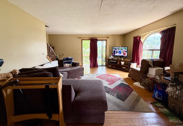 817 Woodtick Road A, Waterbury, CT 06705