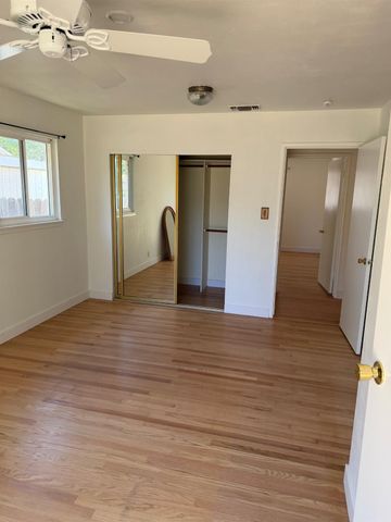 4836 Jackson St, North Highlands, CA 95660