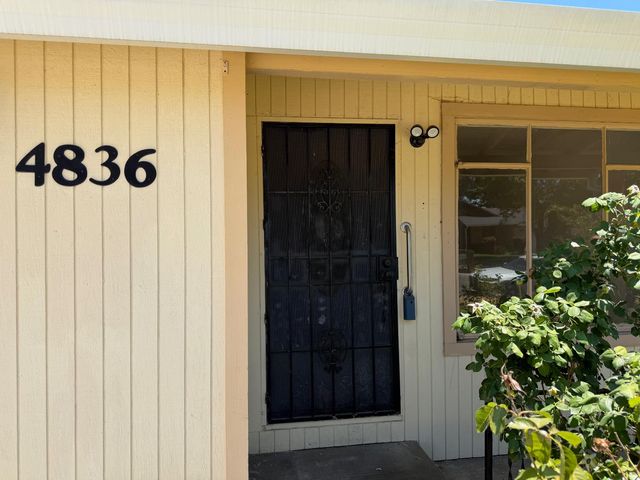 4836 Jackson St, North Highlands, CA 95660