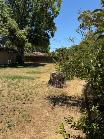 4836 Jackson St, North Highlands, CA 95660