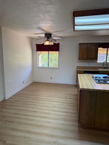 4836 Jackson St, North Highlands, CA 95660