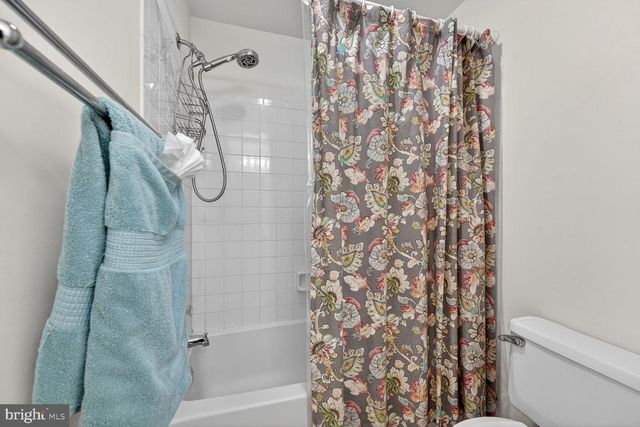 6194 LITTLE VALLEY WAY, Alexandria, VA 22310