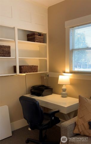 8290 NE 165 Avenue, Redmond, WA 98052