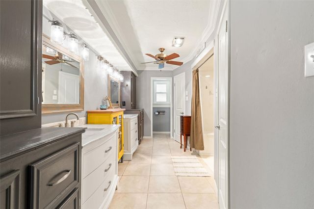 3207 Candleknoll Drive, Spring, TX 77388