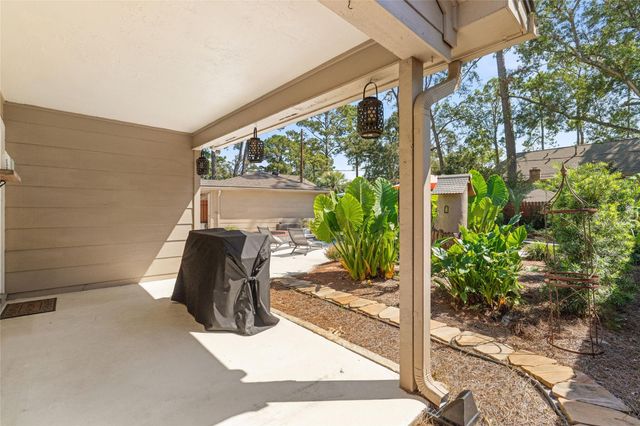 3207 Candleknoll Drive, Spring, TX 77388