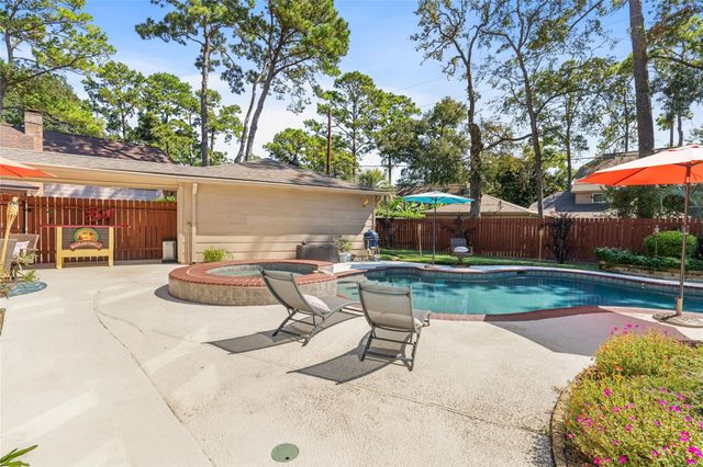 3207 Candleknoll Drive, Spring, TX 77388