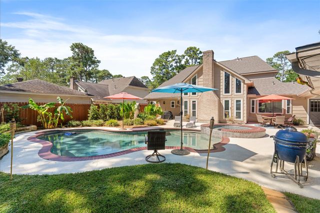 3207 Candleknoll Drive, Spring, TX 77388