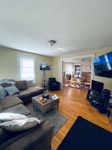 13 Marland Rd 3, Worcester, MA 01606
