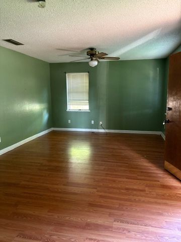 3038 Hoyte Drive, Shreveport, LA 71118