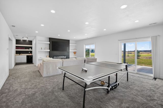 860 NW Frescott Circle, Waukee, IA 50263