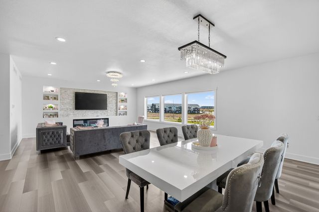 860 NW Frescott Circle, Waukee, IA 50263