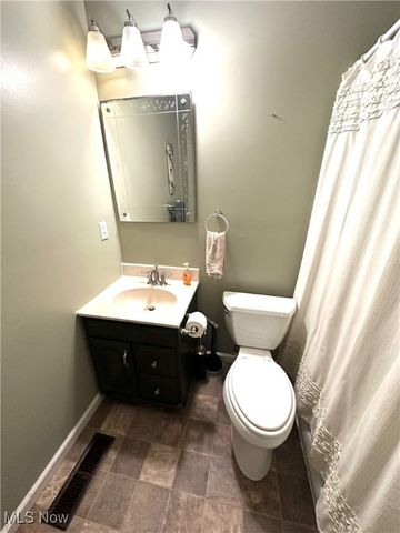 5604 Colgate Avenue, Austintown, OH 44515