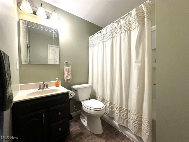 5604 Colgate Avenue, Austintown, OH 44515