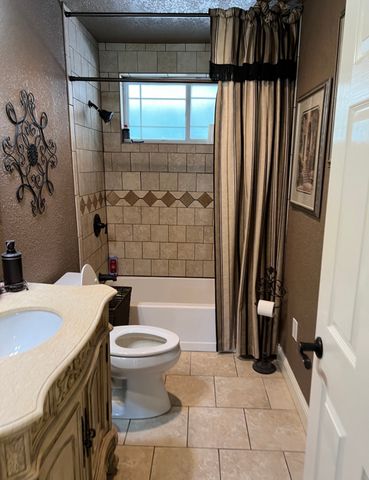 8215 Canja Drive, Fort Worth, TX 76126
