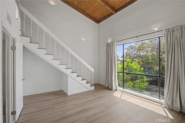 10793 Ashton 14, Los Angeles, CA 90024