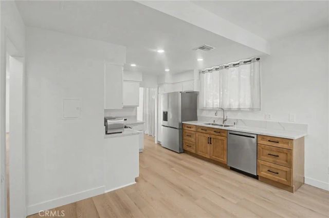 10793 Ashton 14, Los Angeles, CA 90024