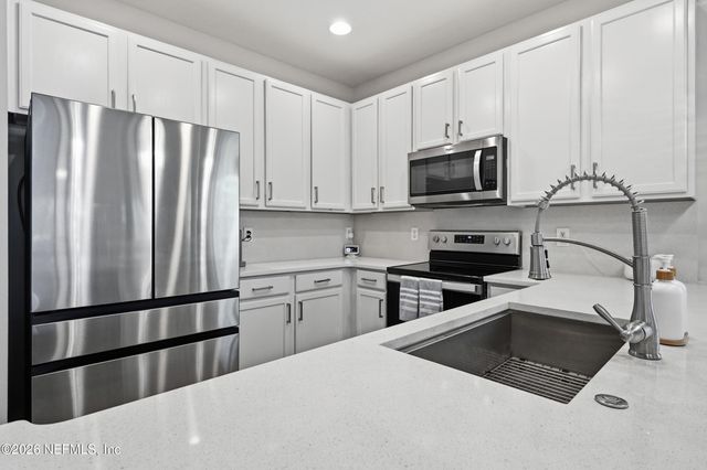 1334 IVYHEDGE Avenue, St. Augustine, FL 32092