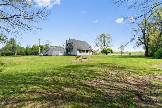 26016 Yankee Street, Edwardsburg, MI 49112