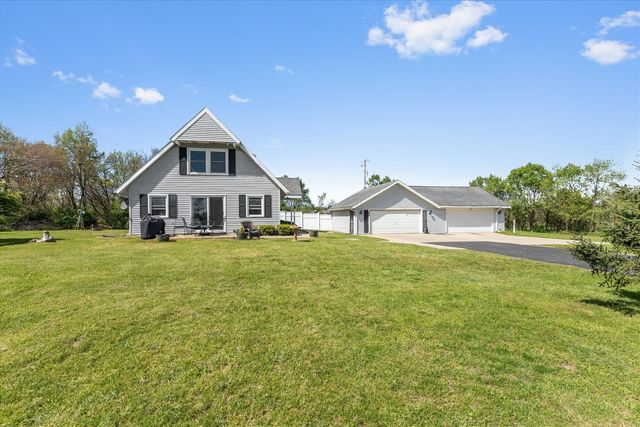 26016 Yankee Street, Edwardsburg, MI 49112