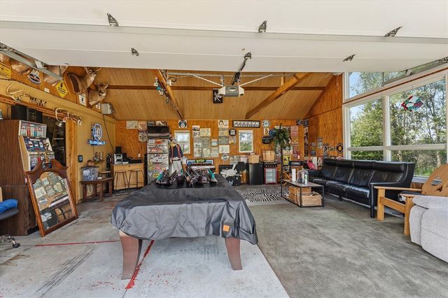 26016 Yankee Street, Edwardsburg, MI 49112