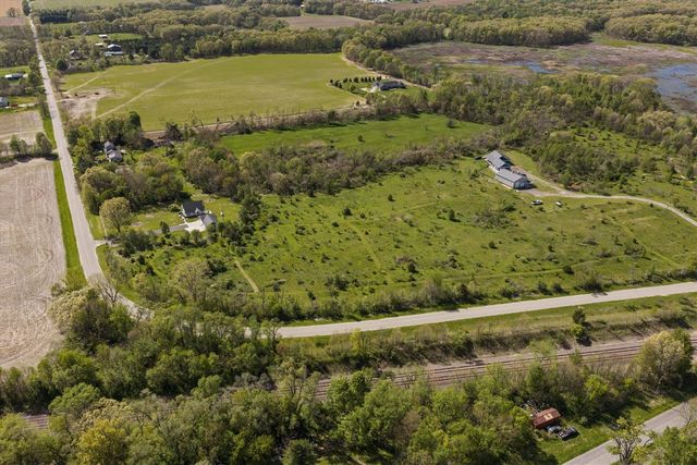 26016 Yankee Street, Edwardsburg, MI 49112