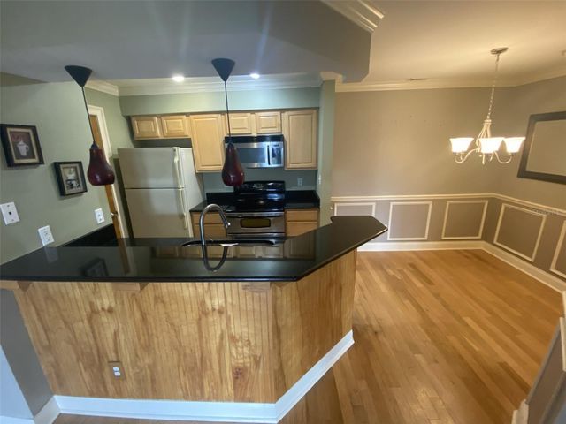 246 AFTON SQUARE 203, Altamonte Springs, FL 32714