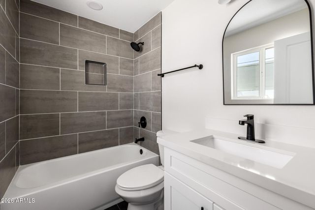 3121 N 35TH Drive, Phoenix, AZ 85019