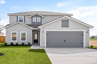 16013 Cabana Drive, Lytle, TX 78052