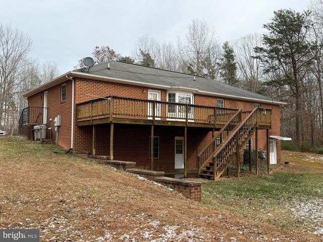 5545 YANCEYVILLE RD, Louisa, VA 23093