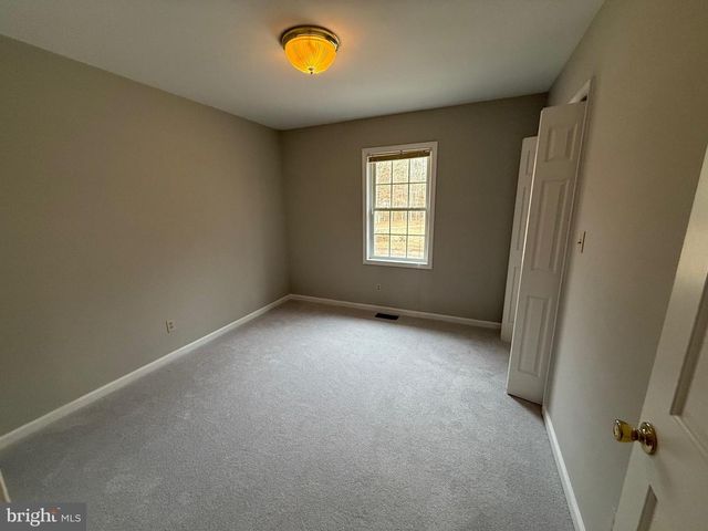 5545 YANCEYVILLE RD, Louisa, VA 23093