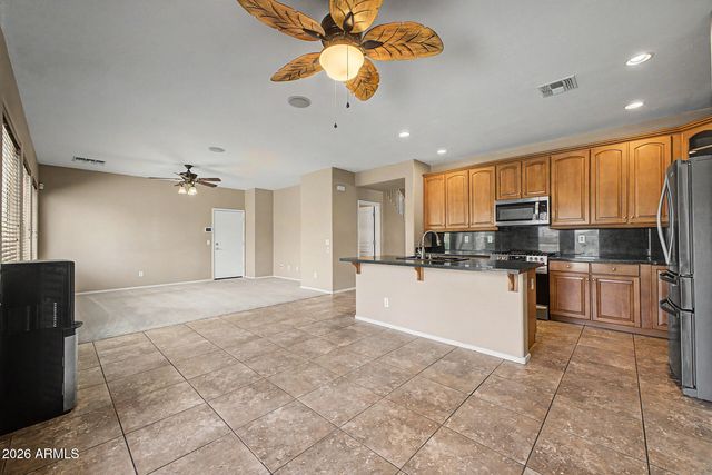 8727 W MAGNOLIA Street, Tolleson, AZ 85353