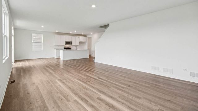 7639 W 107th Place, Crown Point, IN 46307