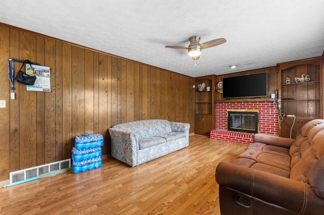 2817 Bella Via Avenue, Columbus, OH 43231