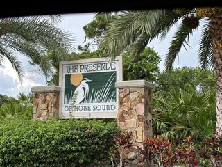 7461 SE Autumn Lane, Hobe Sound, FL 33455
