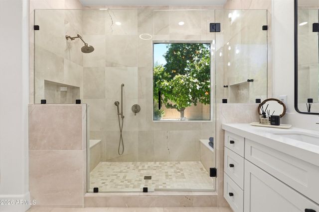 4261 E ANDRE Avenue, Gilbert, AZ 85298