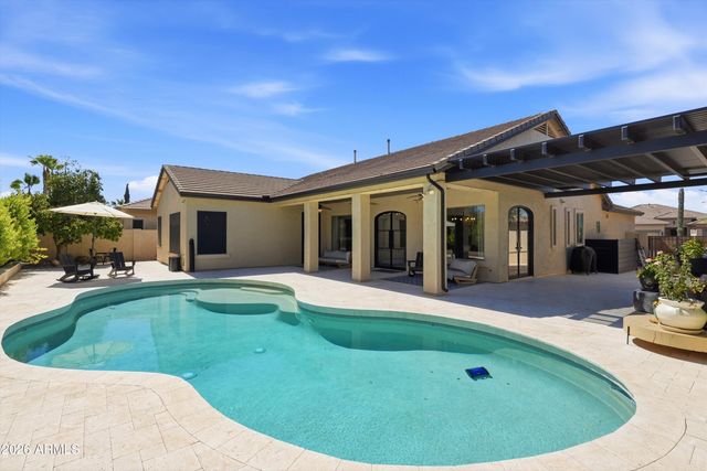 4261 E ANDRE Avenue, Gilbert, AZ 85298