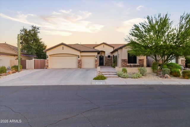 4261 E ANDRE Avenue, Gilbert, AZ 85298