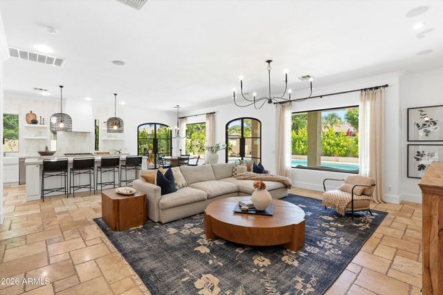 4261 E ANDRE Avenue, Gilbert, AZ 85298