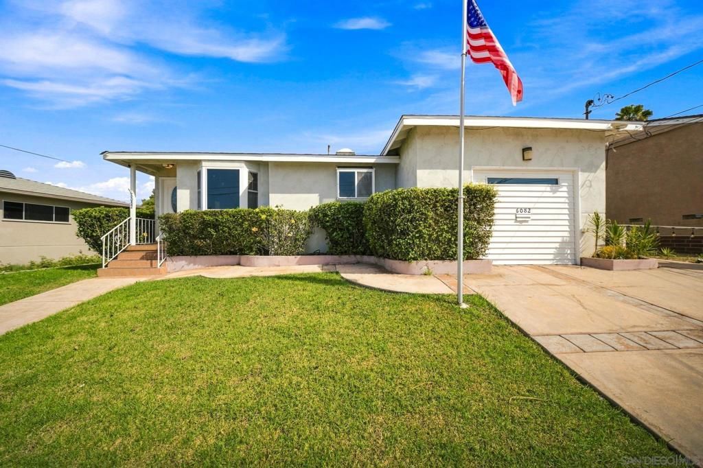 6082 Schuyler St, San Diego, CA 92139 — exterior