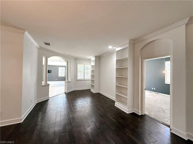 2822 Via Piazza LOOP, Fort Myers, FL 33905