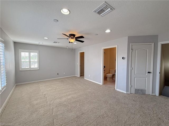 2822 Via Piazza LOOP, Fort Myers, FL 33905