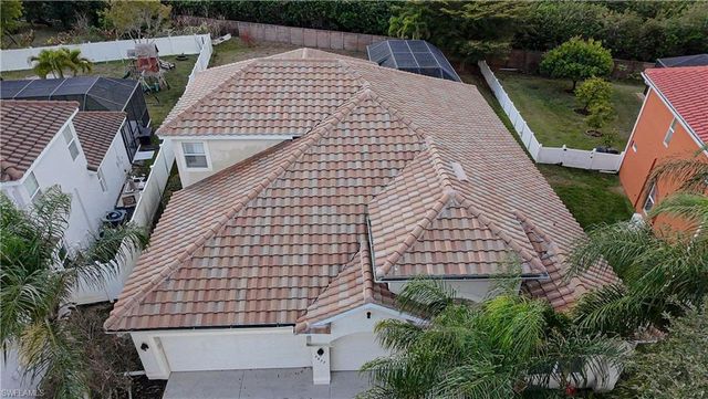 2822 Via Piazza LOOP, Fort Myers, FL 33905
