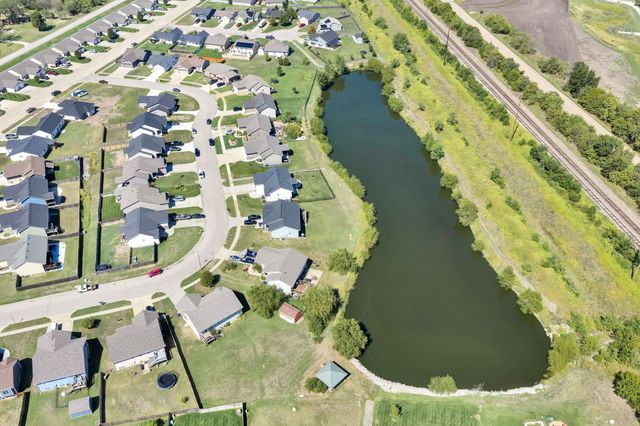 711 N Wakefield Ave, Valley Center, KS 67147