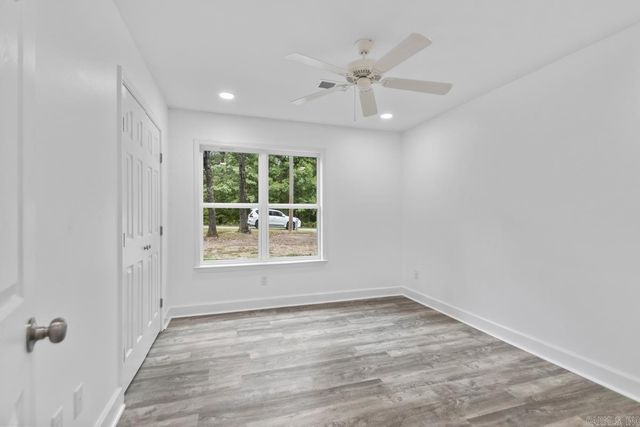 1 Cozy Lane, Redfield, AR 72132