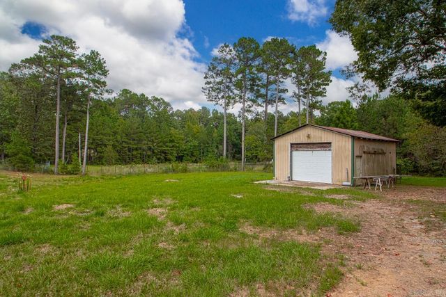 1 Cozy Lane, Redfield, AR 72132