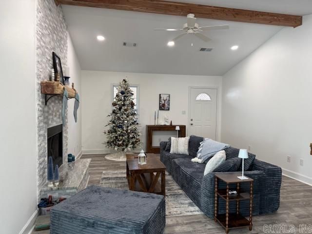 1 Cozy Lane, Redfield, AR 72132